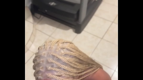 Str8rich fucking fijii wet throat in the gym after school best blowjob ever